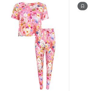 Posh Peanut Chantria Women's pajamas